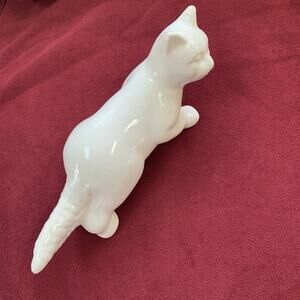Mid Century Vintage White Ceramic Wall Climbing Cat 12 in